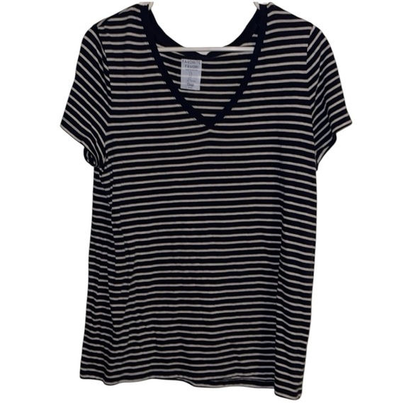 🌹GAP FAVORITE TEE - Picture 1 of 4